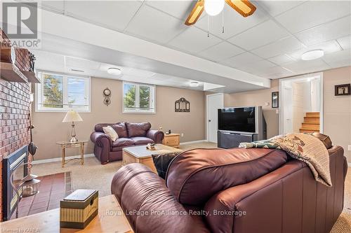 240 Somerset Drive, Loyalist (Bath), ON - Indoor Photo Showing Other Room