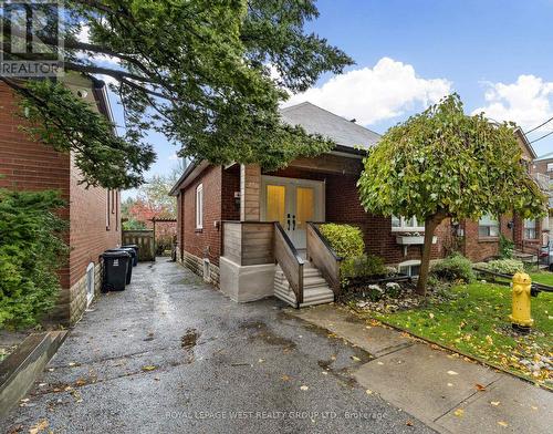 4047 Old Dundas Street, Toronto, ON - Outdoor