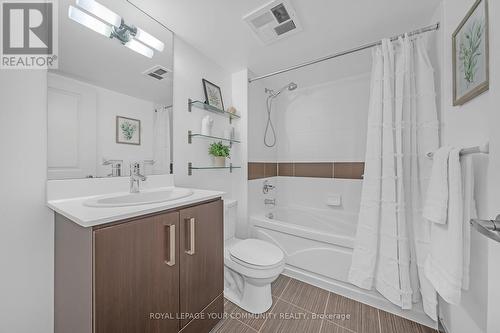 502 - 17 Anndale Drive, Toronto, ON - Indoor Photo Showing Bathroom