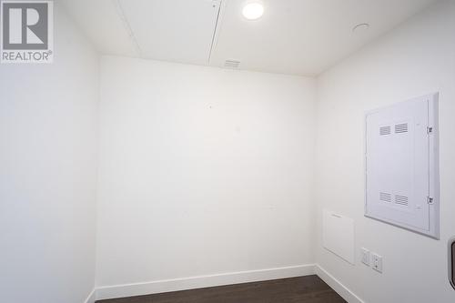 2403 89 Nelson Street, Vancouver, BC - Indoor Photo Showing Other Room