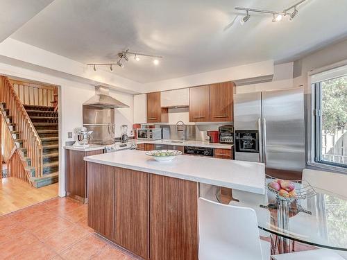 Cuisine - 8495 Av. San-Francisco, Brossard, QC - Indoor Photo Showing Kitchen With Upgraded Kitchen