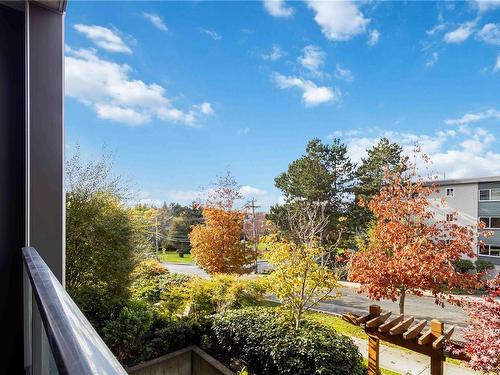 208-1000 Inverness Rd, Saanich, BC - Outdoor With View