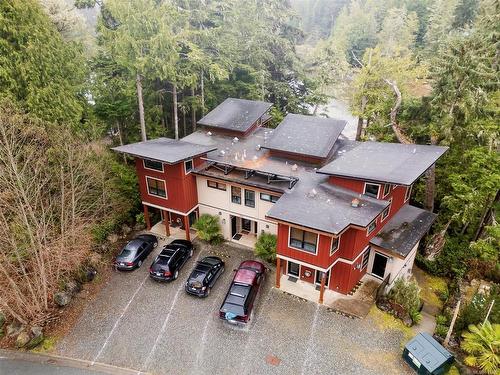 12-203 Boardwalk Blvd, Ucluelet, BC - Outdoor