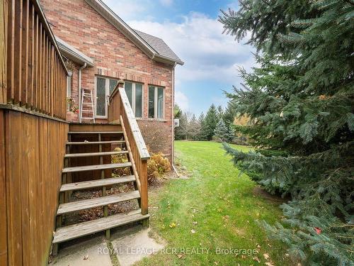 5-19 Reddington Dr, Caledon, ON - Outdoor