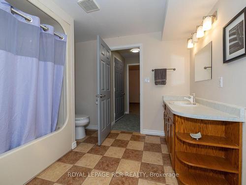 78 Lake St, Georgian Bluffs, ON - Indoor Photo Showing Bathroom