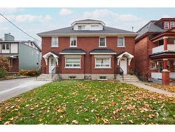 128 & 130 BAYSWATER Avenue  Ottawa, ON K1Y 2G1