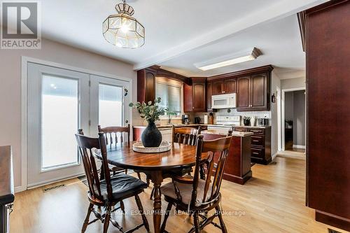 48 Tunbridge Crescent, Hamilton, ON - Indoor Photo Showing Dining Room