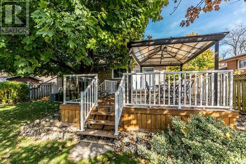 48 Tunbridge Crescent, Hamilton, ON - Outdoor