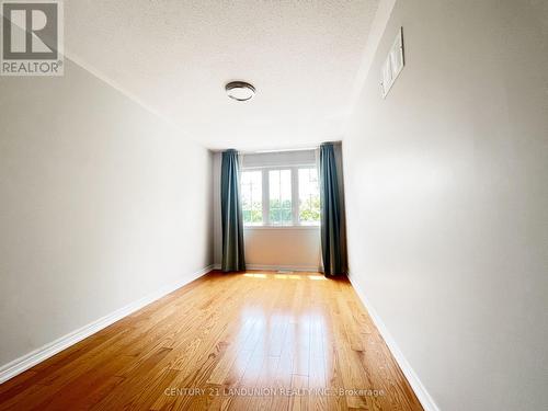 62 Zio Carlo Drive, Markham, ON - Indoor Photo Showing Other Room