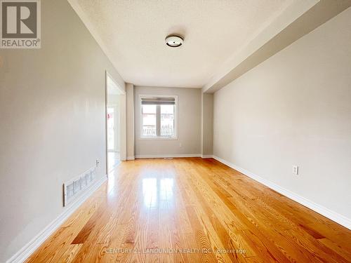 62 Zio Carlo Drive, Markham, ON - Indoor Photo Showing Other Room