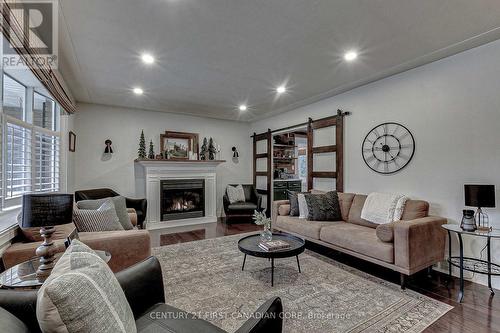 125 Union Avenue, Middlesex Centre (Komoka), ON - Indoor Photo Showing Living Room With Fireplace