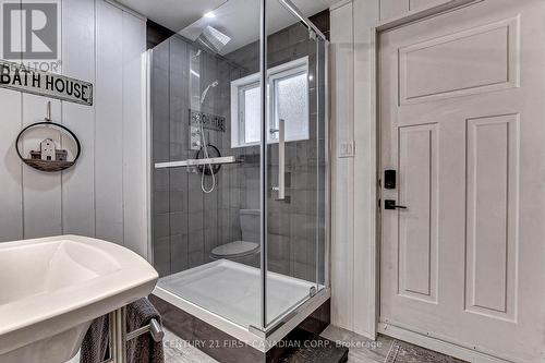 125 Union Avenue, Middlesex Centre (Komoka), ON - Indoor Photo Showing Bathroom