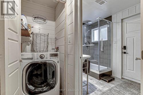 125 Union Avenue, Middlesex Centre (Komoka), ON - Indoor Photo Showing Laundry Room