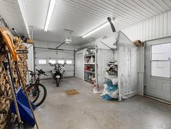 Garage - 