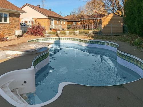 Piscine - 1279 Rue De Nice, Québec (Charlesbourg), QC - Outdoor With In Ground Pool