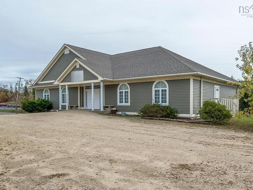 13549 Peggys Cove Road, Upper Tantallon, NS 