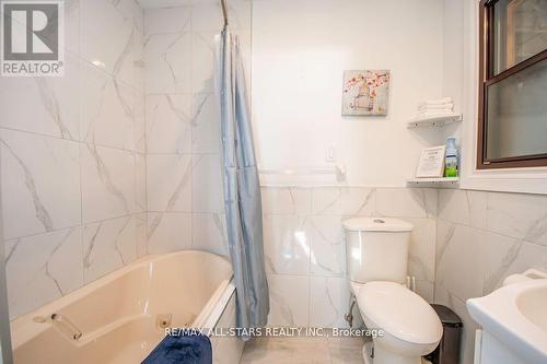 122 Fenelon Drive, Kawartha Lakes (Cameron), ON - Indoor Photo Showing Bathroom