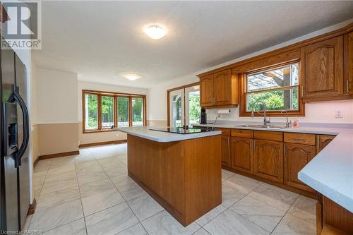 78 Lake Street, Georgian Bluffs, ON - Indoor Photo Showing Kitchen With Double Sink