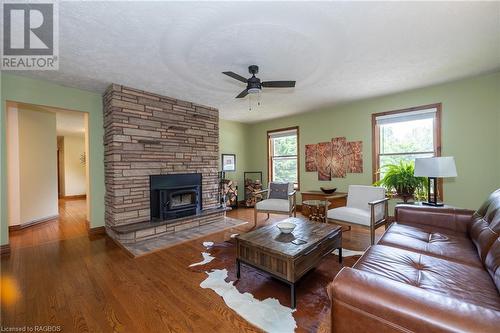 78 Lake Street, Georgian Bluffs, ON - Indoor Photo Showing Living Room With Fireplace