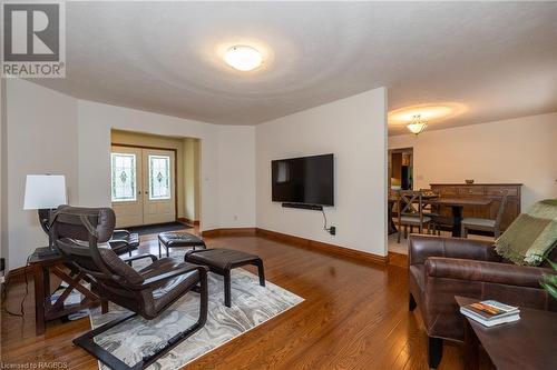 78 Lake Street, Georgian Bluffs, ON - Indoor Photo Showing Living Room