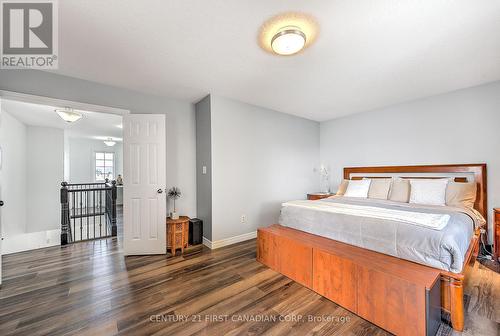 1852 Foxwood Avenue, London, ON - Indoor Photo Showing Bedroom