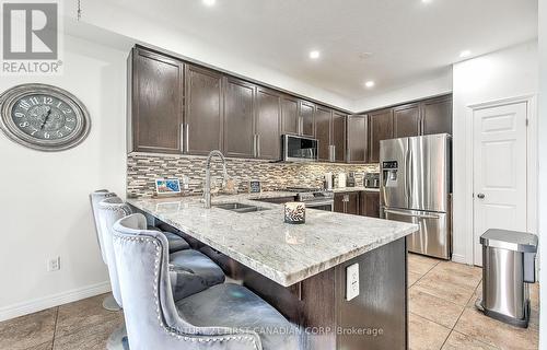 1852 Foxwood Avenue, London, ON - Indoor Photo Showing Kitchen With Stainless Steel Kitchen With Double Sink With Upgraded Kitchen