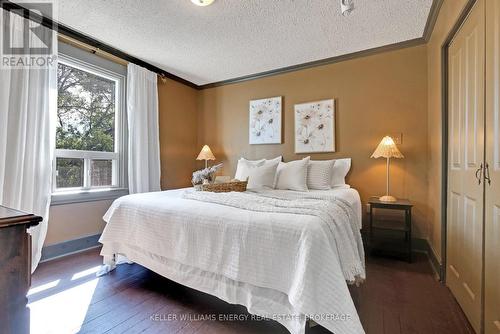 139 Clarke Street E, Oshawa (Central), ON - Indoor Photo Showing Bedroom