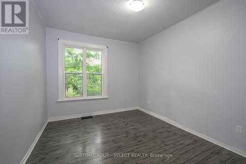 100 Mcclary Avenue, London, ON - Indoor Photo Showing Other Room