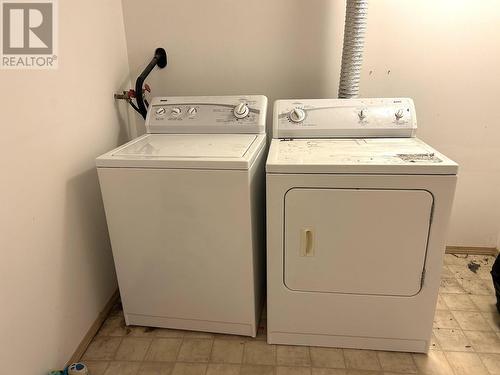 1869 Juniper Street, Prince George, BC - Indoor Photo Showing Laundry Room