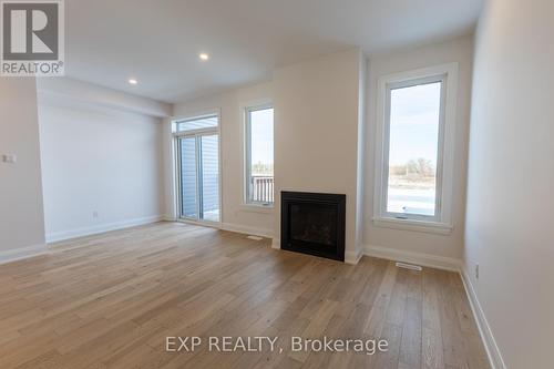 185 Craig Duncan Terrace, Ottawa, ON - Indoor With Fireplace