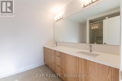 185 Craig Duncan Terrace, Ottawa, ON - Indoor Photo Showing Bathroom