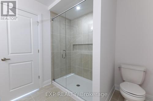 185 Craig Duncan Terrace, Ottawa, ON - Indoor Photo Showing Bathroom