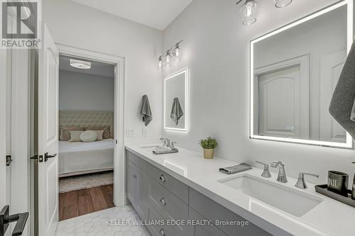 8 Confederation Street, Halton Hills, ON - Indoor Photo Showing Bathroom