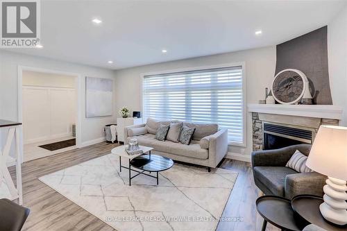 178 Mountainview Road N, Halton Hills, ON - Indoor Photo Showing Living Room With Fireplace