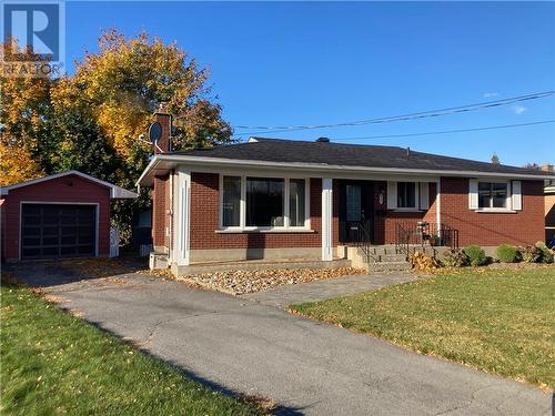 821 Haldimand Crescent, Cornwall, ON - Outdoor