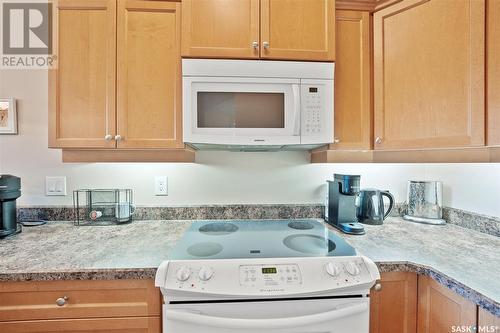 204 102 Armistice Way, Saskatoon, SK - Indoor Photo Showing Kitchen