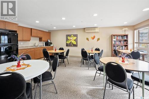 204 102 Armistice Way, Saskatoon, SK - Indoor Photo Showing Dining Room