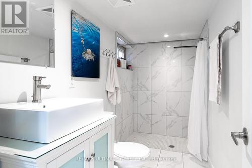 3321 Monica Drive, Mississauga, ON - Indoor Photo Showing Bathroom