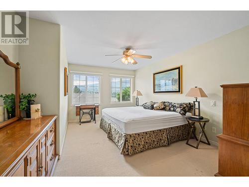 3512 Ridge Boulevard Unit# 15, West Kelowna, BC - Indoor Photo Showing Bedroom