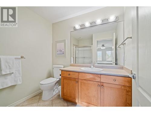 3512 Ridge Boulevard Unit# 15, West Kelowna, BC - Indoor Photo Showing Bathroom