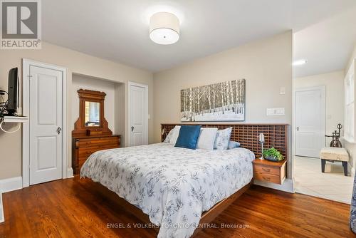 476 2Nd Avenue W, Owen Sound, ON - Indoor Photo Showing Bedroom