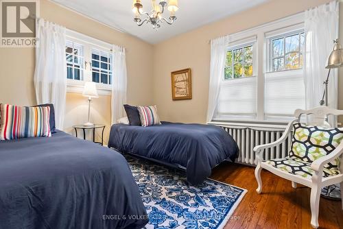 476 2Nd Avenue W, Owen Sound, ON - Indoor Photo Showing Bedroom