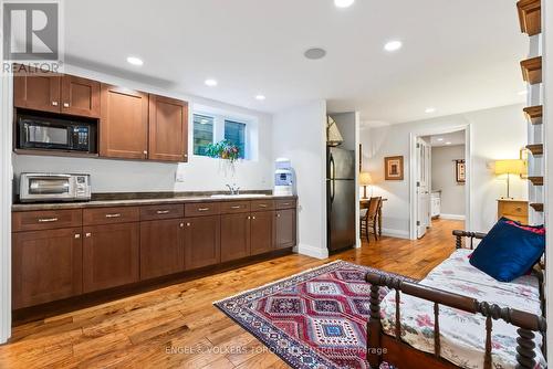 476 2Nd Avenue W, Owen Sound, ON - Indoor Photo Showing Kitchen