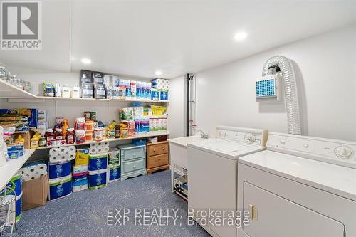 52 Adam Street, Cambridge, ON - Indoor Photo Showing Laundry Room