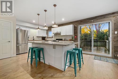 101 Bagot Street, Cobourg, ON - Indoor Photo Showing Kitchen With Upgraded Kitchen