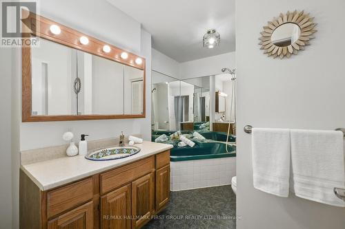 101 Bagot Street, Cobourg, ON - Indoor Photo Showing Bathroom