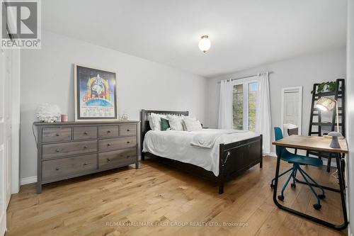 101 Bagot Street, Cobourg, ON - Indoor Photo Showing Bedroom