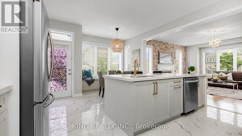 77 Antibes Drive, Brampton, ON - Indoor Photo Showing Kitchen