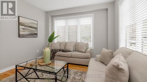 77 Antibes Drive, Brampton, ON - Indoor Photo Showing Living Room