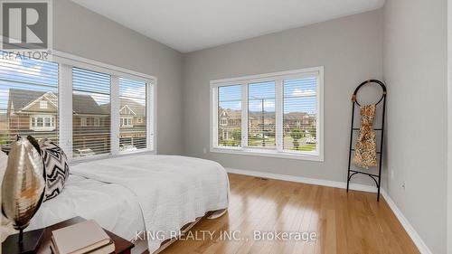 77 Antibes Drive, Brampton, ON - Indoor Photo Showing Bedroom